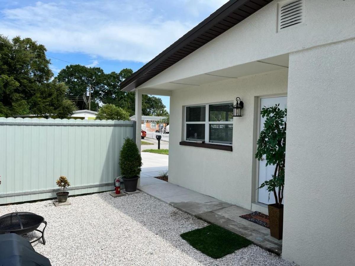 Incredible Comfortable Near The Airport And Beaches Tampa