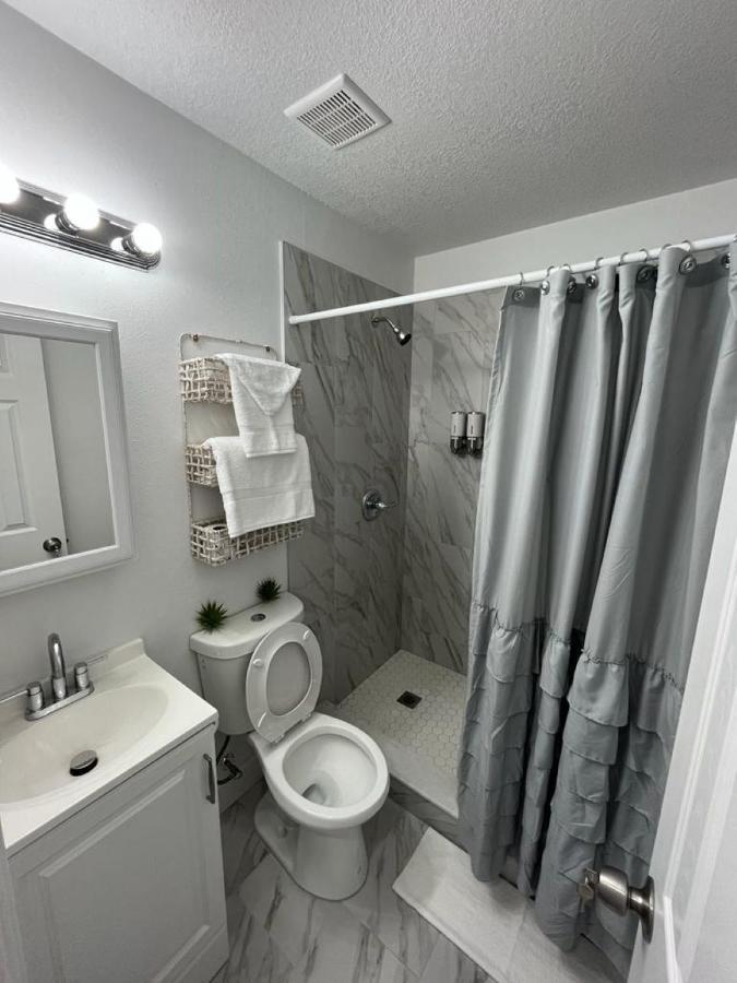 Incredible Comfortable Near The Airport And Beaches Holiday home Tampa